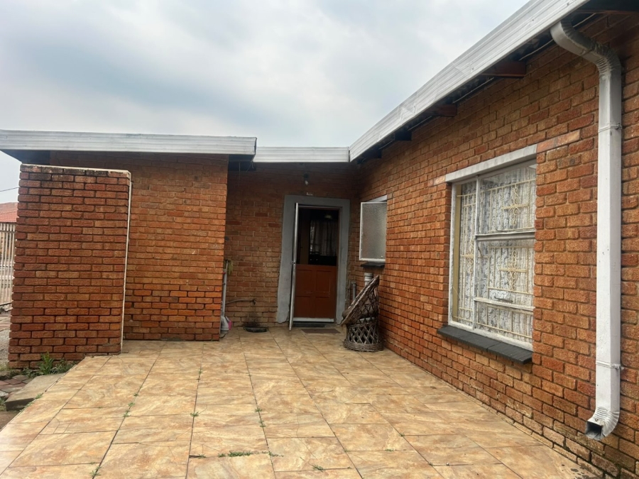 3 Bedroom Property for Sale in Blomanda Free State